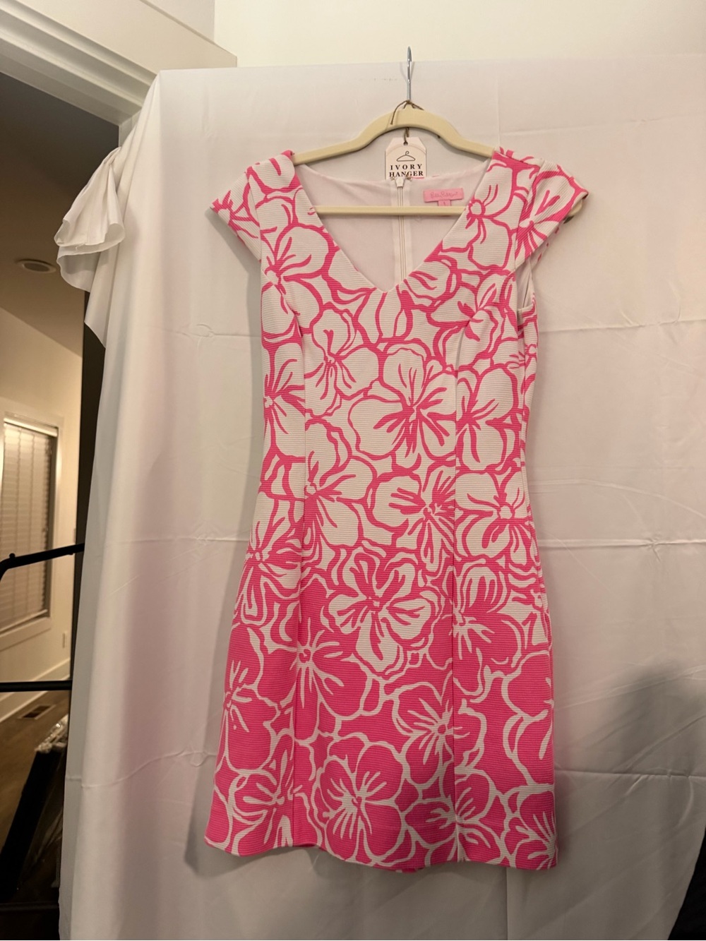 Pink Lilly Pulitzer sleeveless dress size small - Picture 2 of 5